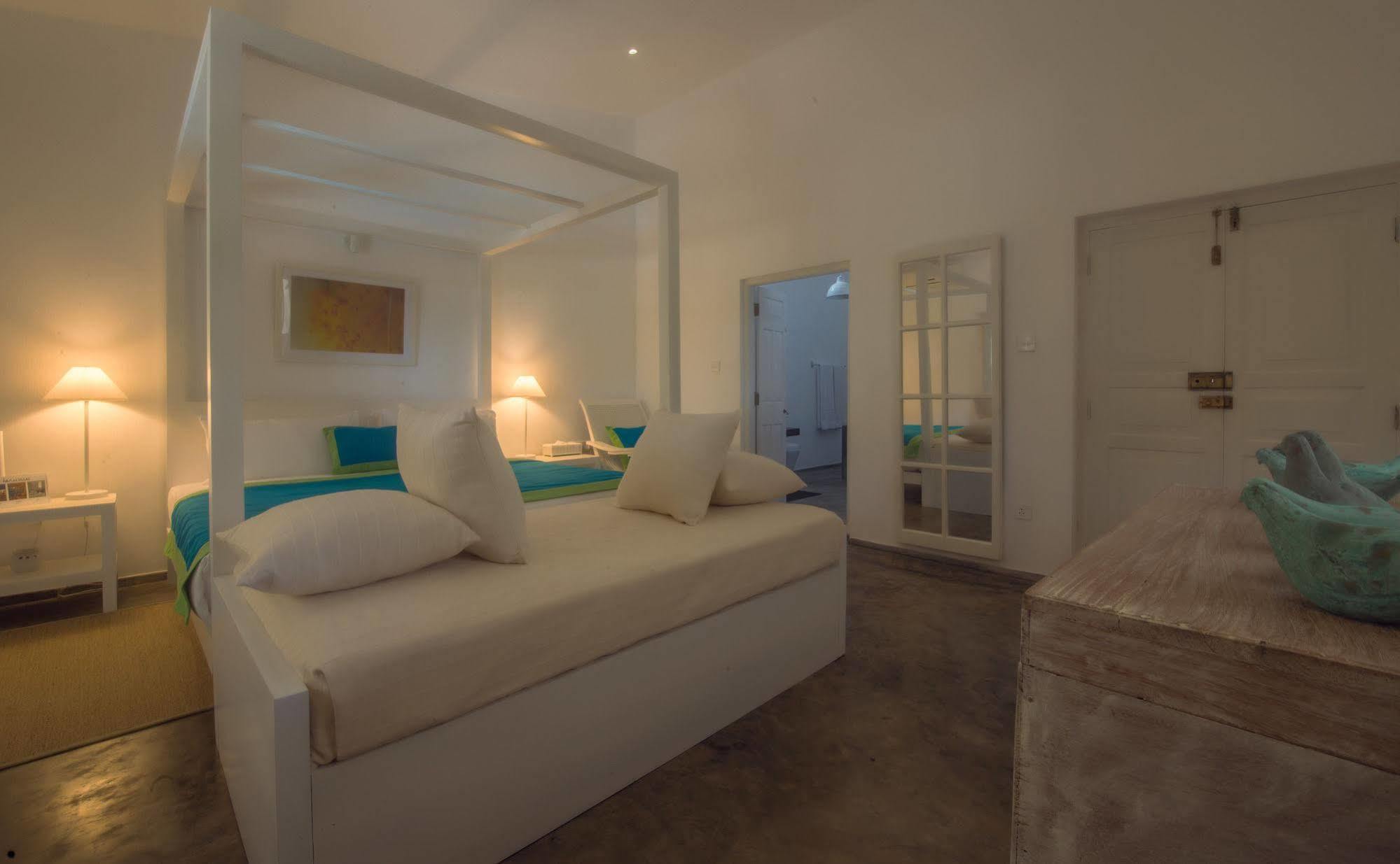 Taru Villas 906 - Hikkaduwa Bagian luar foto