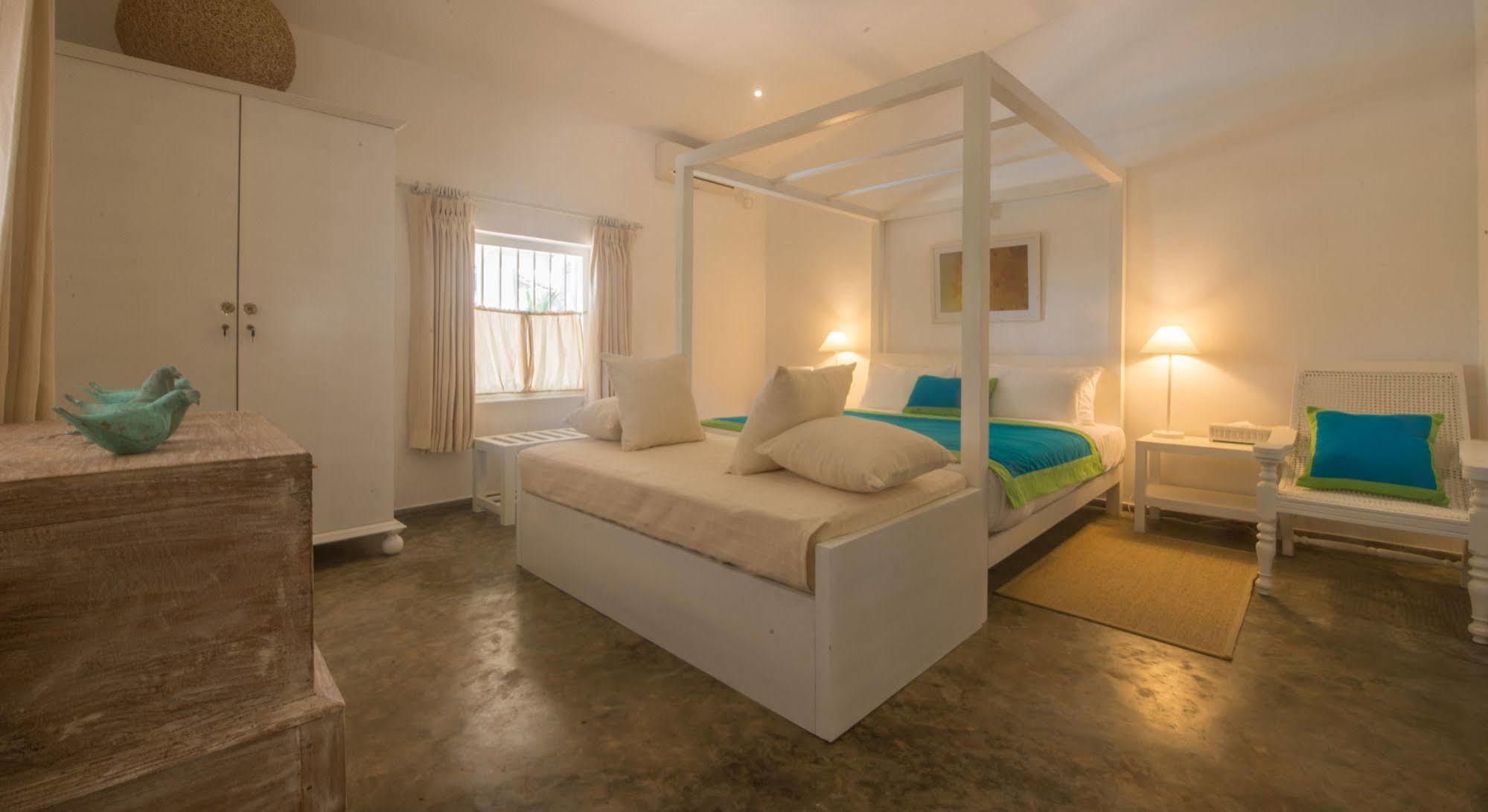 Taru Villas 906 - Hikkaduwa Bagian luar foto